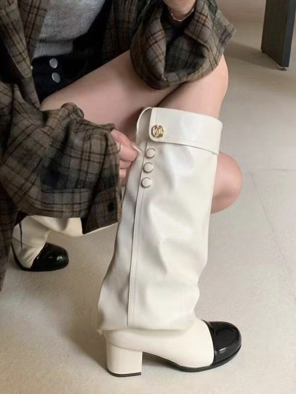 French-Style Elegant Round-Toe Solid Color Riding Boots, Versatile Chunky Heel
